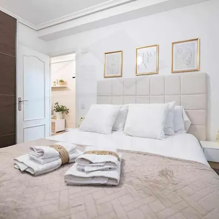 La Muralla By Muralla * Oviedo