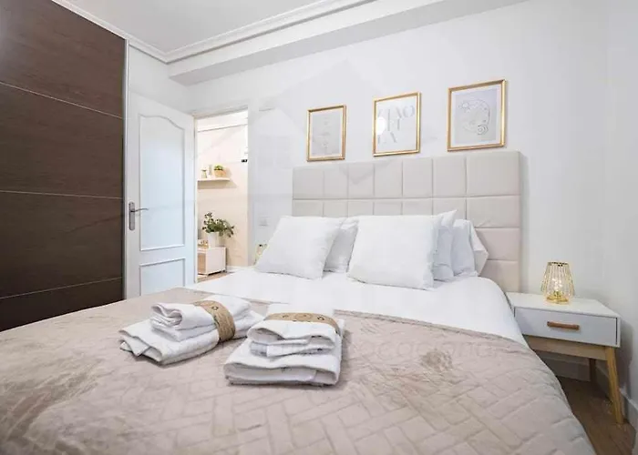 La Muralla By Muralla * Oviedo